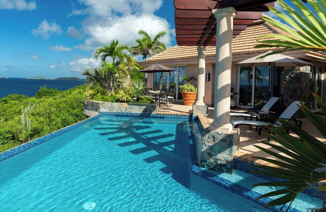 Coyaba - Elegant Caribbean Villa