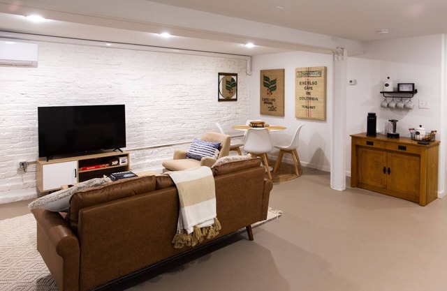 Cozy 1BR/1BA in the heart of vibrant DC