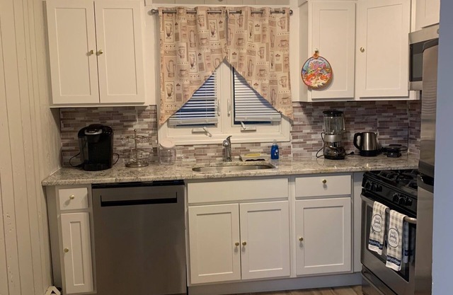 Cozy 2BED/1BATH