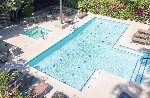 Cozy 2BR condo near downtown Gilbert!