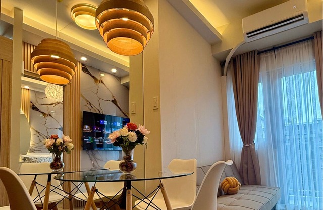 Cozy 2BR Condo | Pool | Near Eastwood, Ortigas & Antipolo