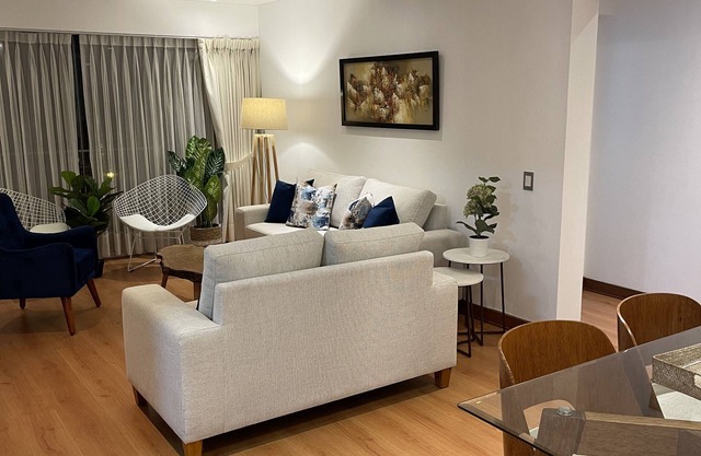 Cozy 3 bedroom Best location in Miraflores free parking