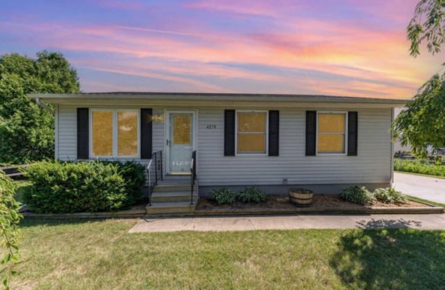 Cozy 3BR Home Near Park & Shops