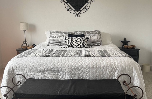 Cozy 4-bedroom house in central Madera Ranchos