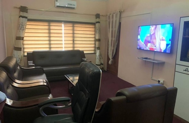 Cozy & Affordable Stay in the Heart of Dansoman