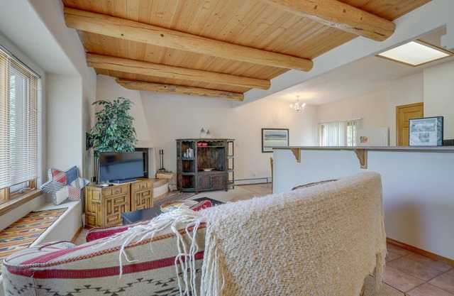 Cozy Amalia Cabin ~ 3 Mi to Endless Blue Resort