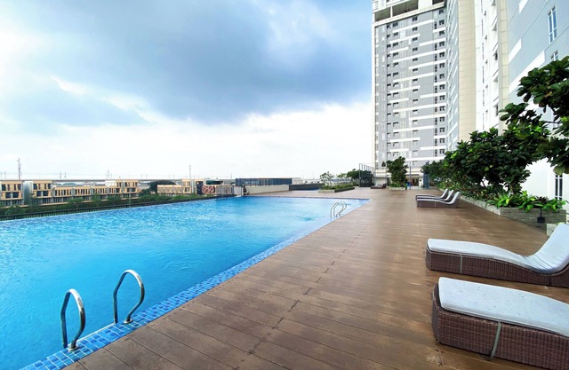 Cozy And Modern Look 1Br Apartment Vasanta Innopark By Travelio