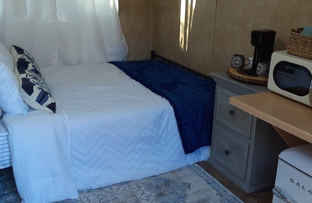 Cozy and Serene Private Room Queen Bed