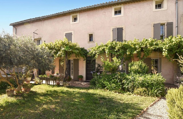 Cozy apartment in Morières-lès-Avignon