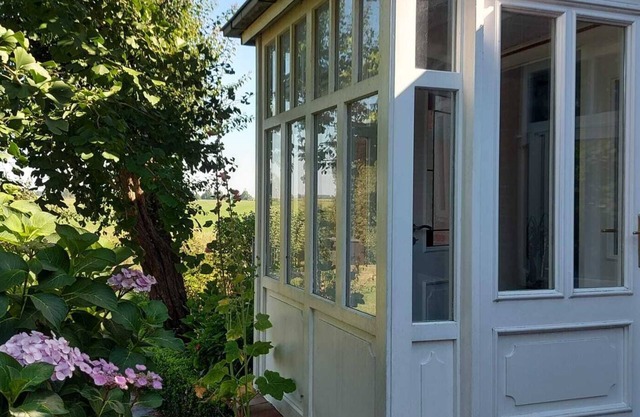 Cozy apartment in Pilsum with a wonderful view of East Frisia's vastness.