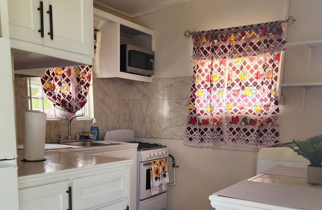 Cozy Apartment in Residential Area
