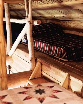 Cozy cabin by the lake in ecological farm Kemešys