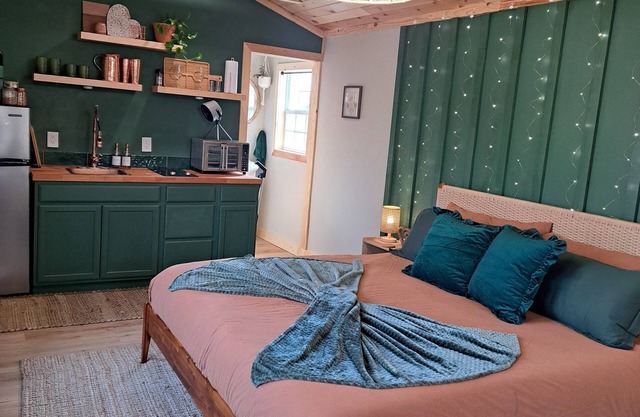 Cozy Cabin For 2 With Hot Tub