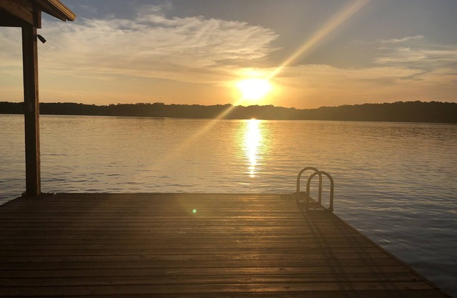Cozy Cabin on Lake Bob Sandlin
