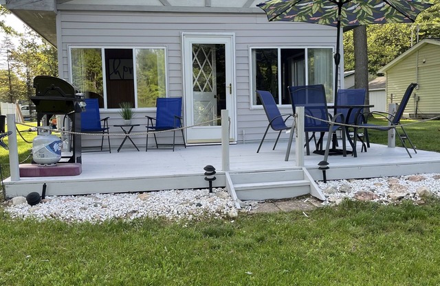 Cozy Cabin Setting - Secord Lake (kayaking) - ORV Trails & Golf Courses nearby