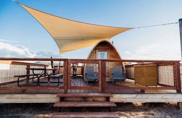 Cozy cedar pod with stunning La Sal Mountain Views