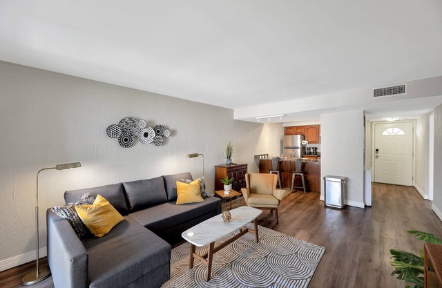 Cozy condo in the heart of Old Town Scottsdale