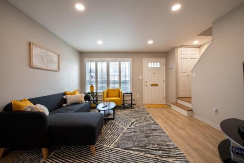 Cozy Condo in the Heart of Royal Oak