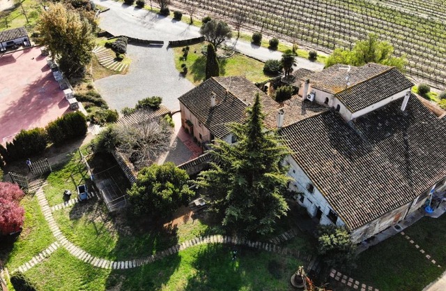 Cozy Cottage in Subirats with Swimming Pool