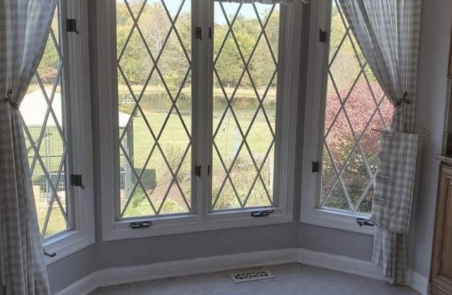 Cozy cottage with a beautiful waterfront view. Pet friendly! 45 min from DC.
