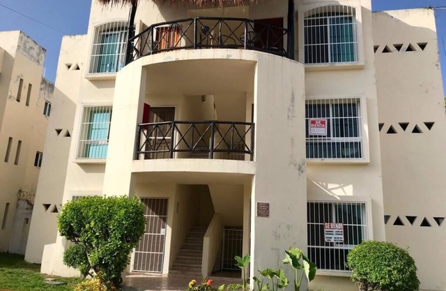 Cozy downtown appartment for up to 5 - 10 min walking to the beach