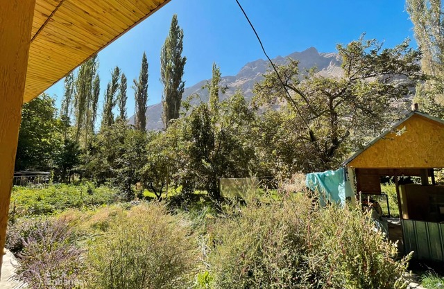 Cozy Guesthouse with Mountain View – Pamir, Khorog