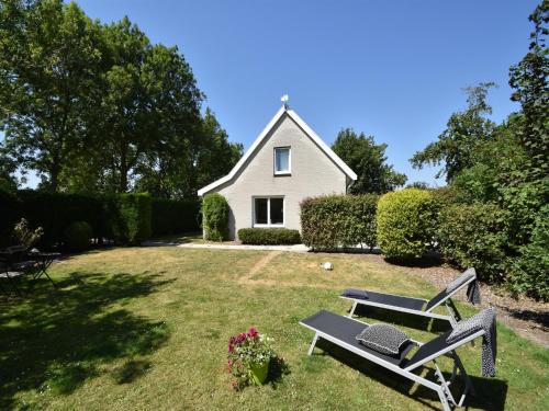 Holiday Zonnemaire Garden 