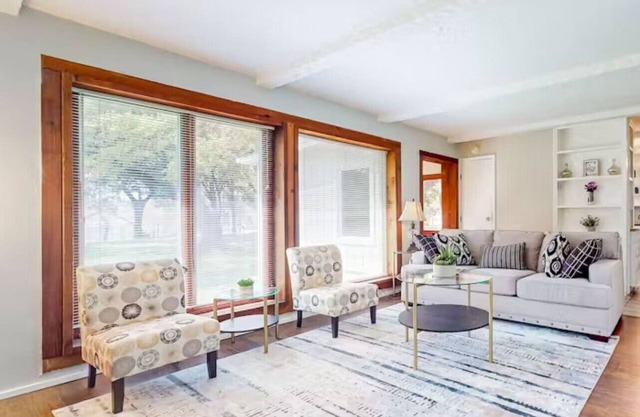 Cozy Home 3BD&2BA~Sleeps 10~Pet