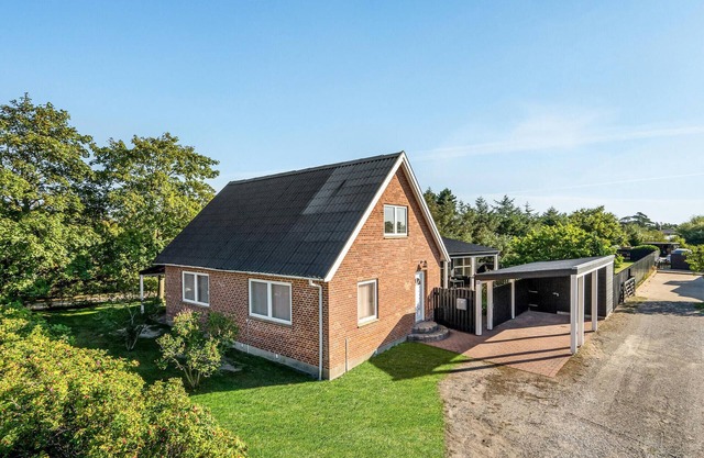 Cozy home in Bindslev with sauna