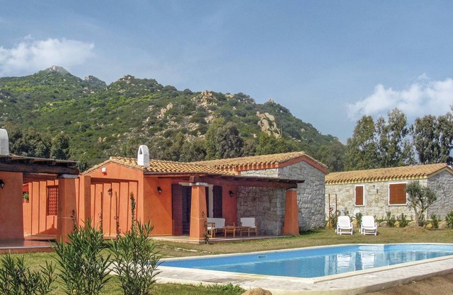 Cozy home in Costa Rei -CA-