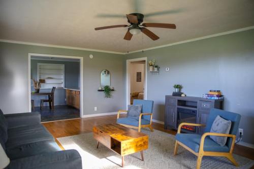 Cozy Jamestown Home
