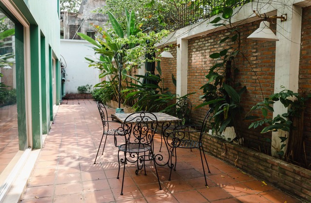 Cozy new 2br in the heart of Saigon