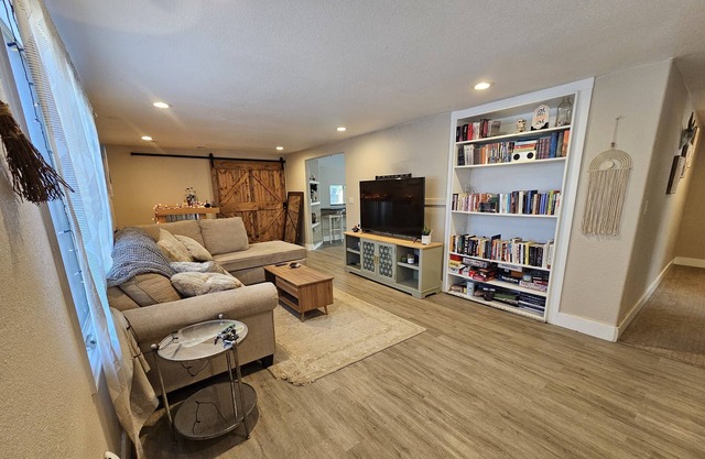 Cozy, pet-friendly cottage in Wheat Ridge, CO.