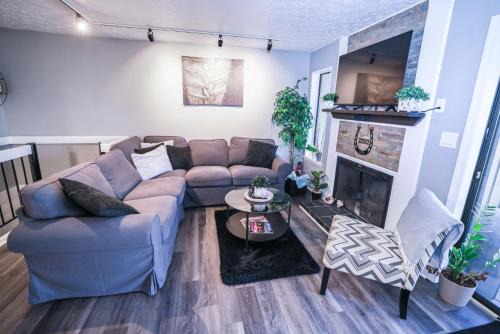 Cozy Retreat Golf, Lake & Nature at Beautiful Lake Monroe