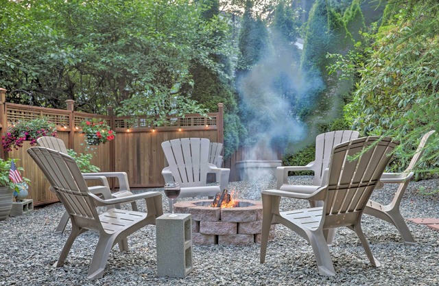 Cozy Retreat Fire Pit Mendenhall 