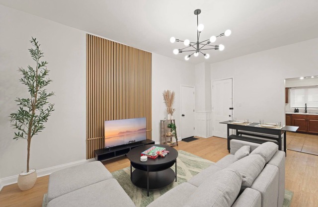 Cozy Stay ~ 5 Mins to Downtown