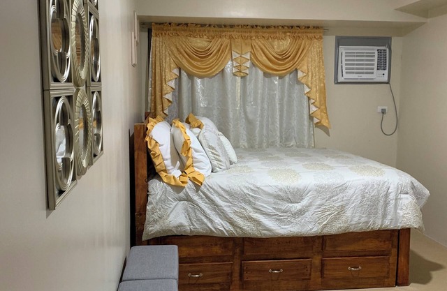 Cozy studio in awesome Avida Tower1 at Southpark Alabang Muntinlupa City