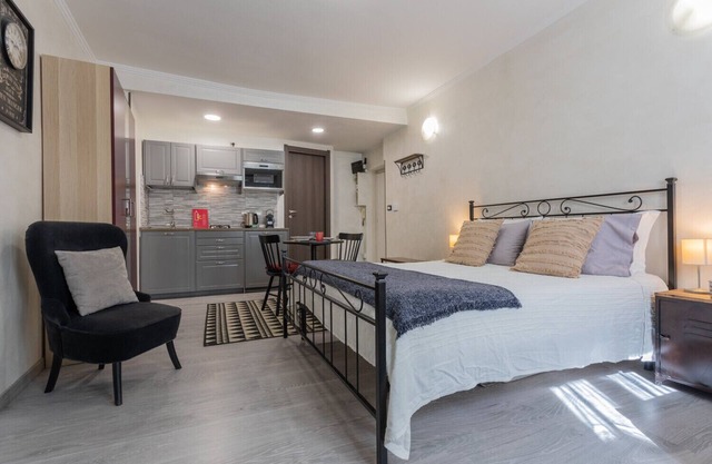 Cozy studio in Turin city center