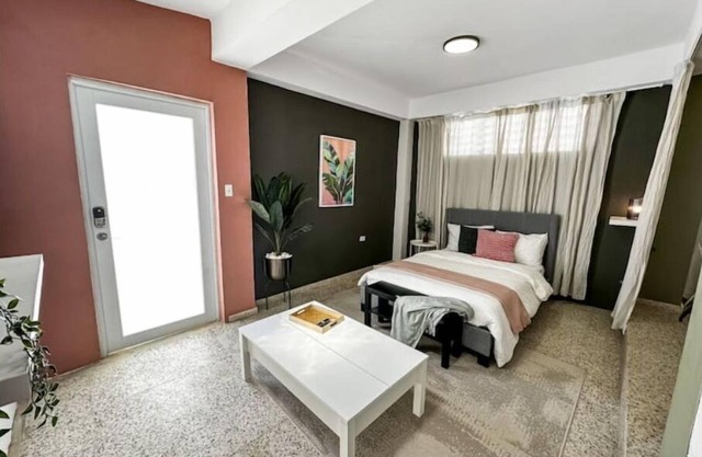 Cozy Studio Perfect for Couples & Solo Adventurers