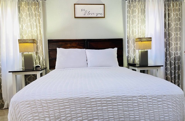 Cozy Studio With Loft Centrally Located In Negril.