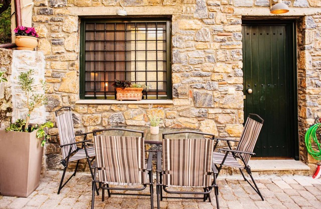 Cozy Studios for 2 Persons in Affisos Pelion - Your Perfect Retreat for a Serene Getaway!