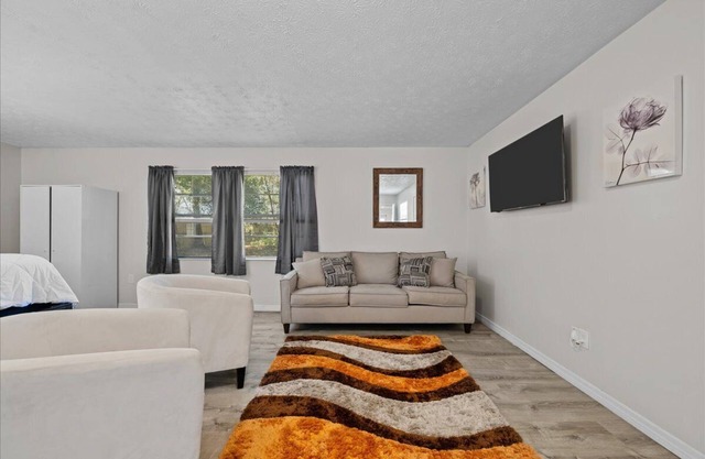 Cozy Unit with several amenities