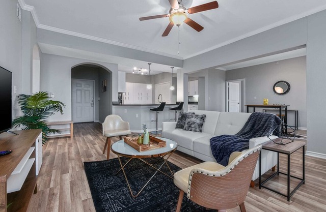 CozySuites | Uptown Living | King Beds
