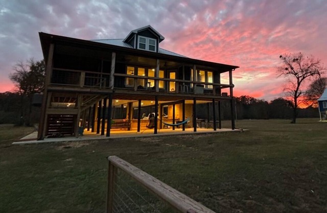 Crater of Diamonds, Murfreesboro, Trout Fishing, Float Trip, near Lake Greeson