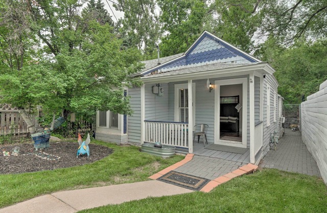 Creekside Home w/Patio, Walk to Manitou Incline!