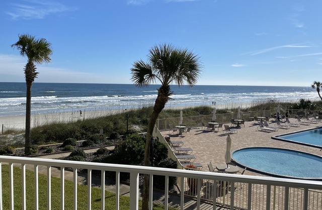 Crescent Beach Retreat- Fully updated 2 BR/2BA Direct ocean views in Coquina!