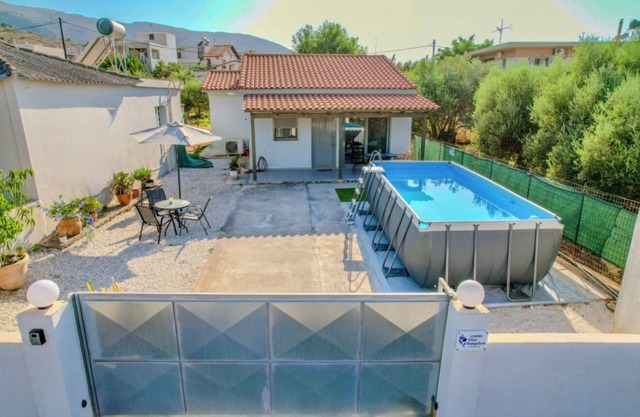 Cretan Blue Bungalow Chania Crete