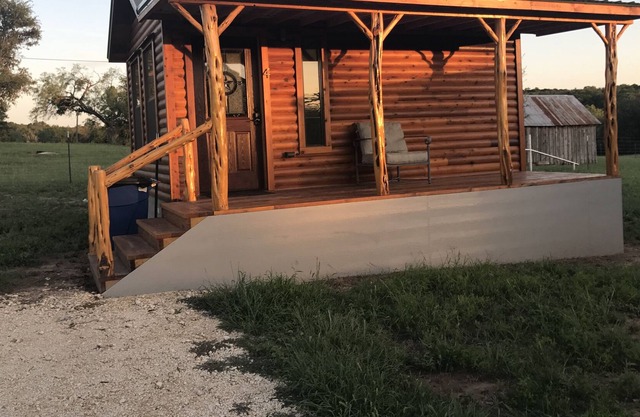 Crooked Creek Cabin 4