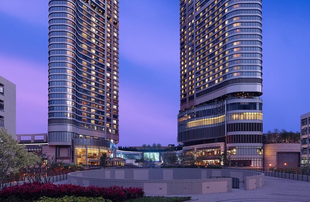 Crowne Plaza Hong Kong Kowloon East, an IHG Hotel