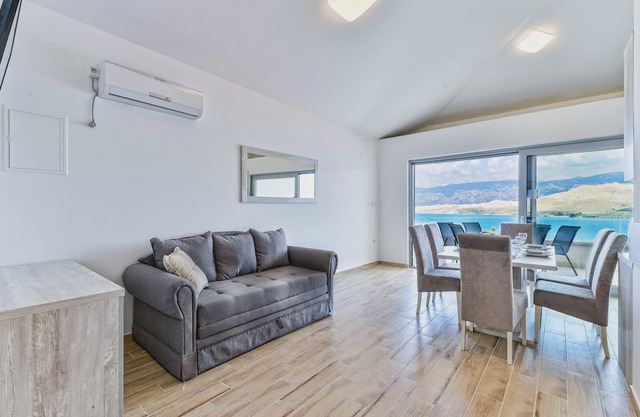 Crowonder Pag View, apartment A3